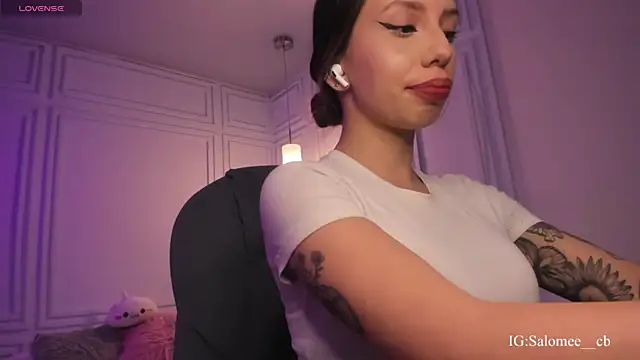 Salome  evans online show from November 2025 05:24:01 PM