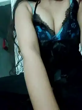 saaniya online show from November 2025 09:39:01 AM