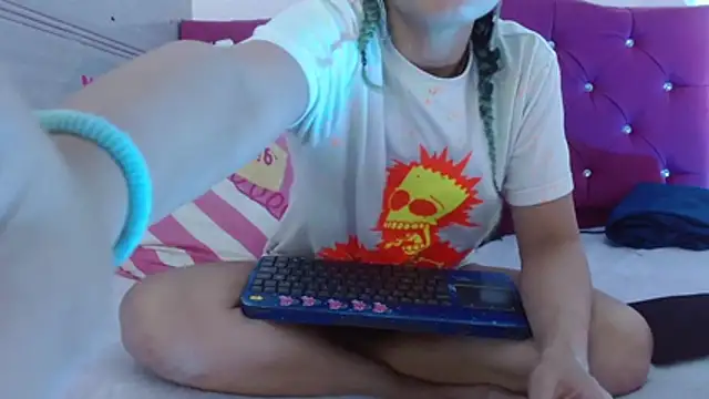 Ariasmithog online show from March 2026 12:54:01 PM