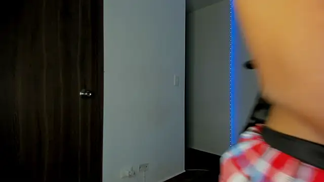 victoriacolin online show from November 2025 12:04:01 PM