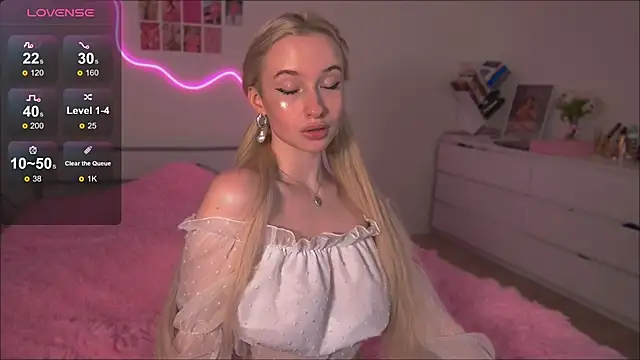 Madeline boobs online show from February 2025 07:32:02 PM
