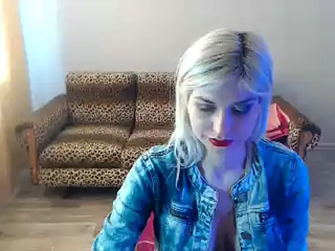 Snapshot of SexyBeatriice chatting on March 2025 10:24:02 AM SexyBeatriice online show from March 2025 10:24:02 AM