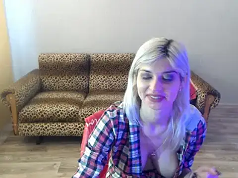 Snapshot of SexyBeatriice chatting on March 2025 10:32:01 AM SexyBeatriice online show from March 2025 10:32:01 AM