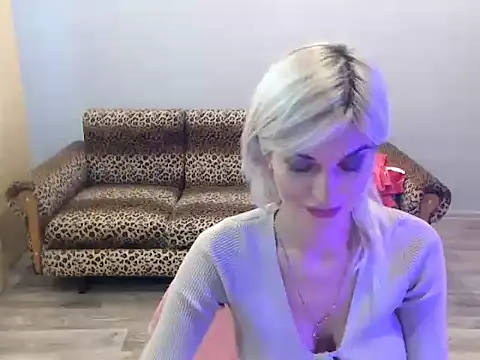 Snapshot of SexyBeatriice chatting on October 2025 06:22:02 AM SexyBeatriice online show from October 2025 06:22:02 AM