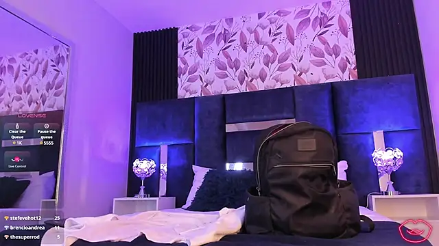 Snapshot of CandyLuxury__ chatting on March 2025 01:56:02 AM CandyLuxury online show from March 2025 01:56:02 AM