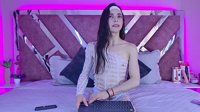 CandyLuxury   online show from June 2026 12:38:02 PM