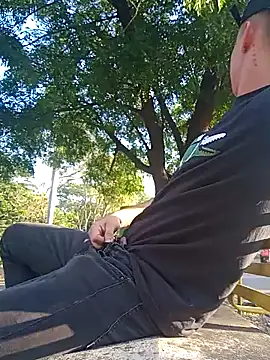 Snapshot of arevalo1124 chatting on September 2025 09:49:01 PM arevalo1124 online show from September 2025 09:49:01 PM