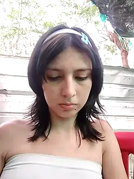 Maiden-Hot online show from February 2025 07:49:01 PM