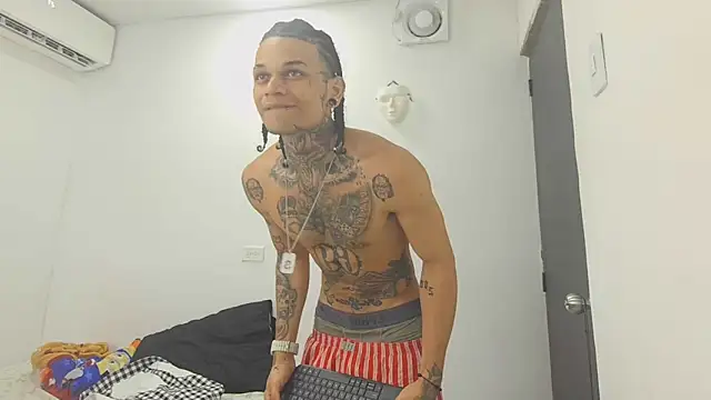 hot man05 online show from April 2026 11:10:01 PM