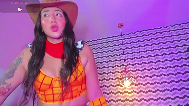 CALANTHELOVE1 online show from March 2025 03:17:01 AM