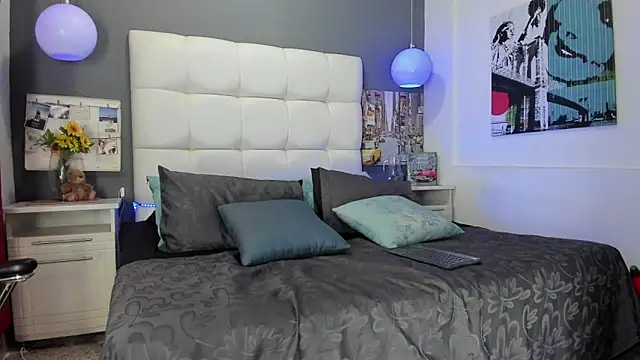 Snapshot of Thomas_May4rs chatting on February 2025 04:09:02 AM Thomas May4rs online show from February 2025 04:09:02 AM