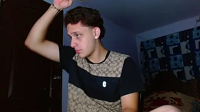 Snapshot of Thomas_May4rs chatting on November 2025 06:56:02 AM Thomas May4rs online show from November 2025 06:56:02 AM