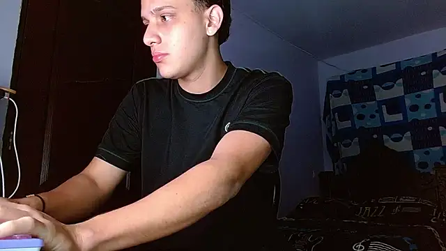 Snapshot of Thomas_May4rs chatting on November 2025 09:42:01 AM Thomas May4rs online show from November 2025 09:42:01 AM