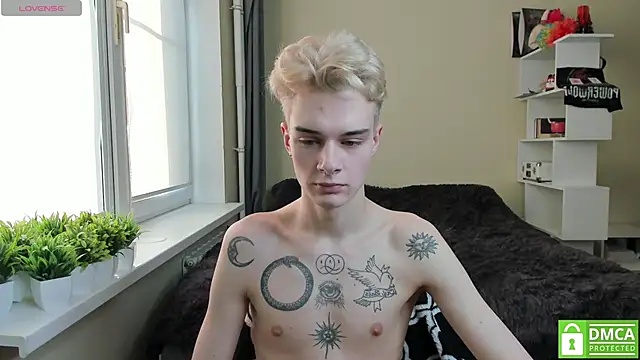 Snapshot of avegothy- chatting on March 2025 02:41:01 PM avegothy- online show from March 2025 02:41:01 PM