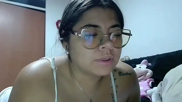 viccky vick online show from October 2025 11:38:02 PM