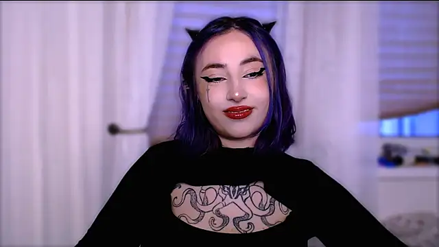 Snapshot of purplewitch chatting on October 2025 12:58:01 PM purplewitch online show from October 2025 12:58:01 PM