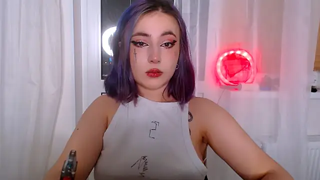 Snapshot of purplewitch chatting on October 2025 08:38:01 PM purplewitch online show from October 2025 08:38:01 PM