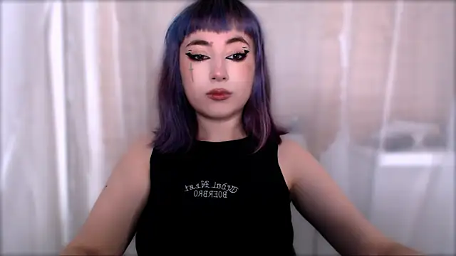 Snapshot of purplewitch chatting on December 2025 12:26:01 AM purplewitch online show from December 2025 12:26:01 AM