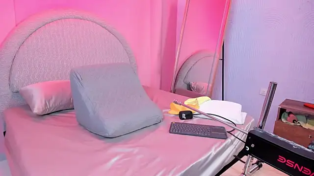 yeikafoxy online show from April 2026 11:27:01 AM