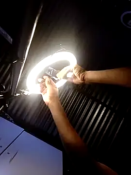 kingSexx-luckyboy online show from March 2026 09:30:02 PM