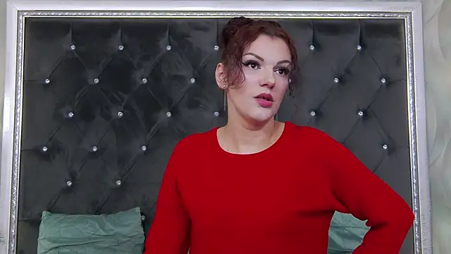 Snapshot of LissaAnn chatting on February 2026 05:06:02 AM LissaAnn online show from February 2026 05:06:02 AM