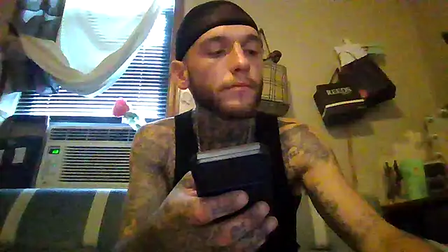 cruz815 online show from September 2025 09:18:01 PM