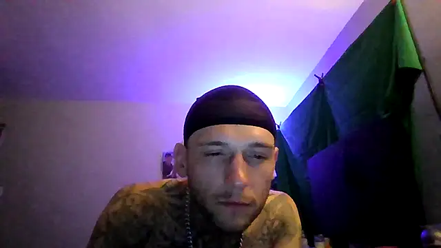 cruz815 online show from July 2026 02:10:02 AM