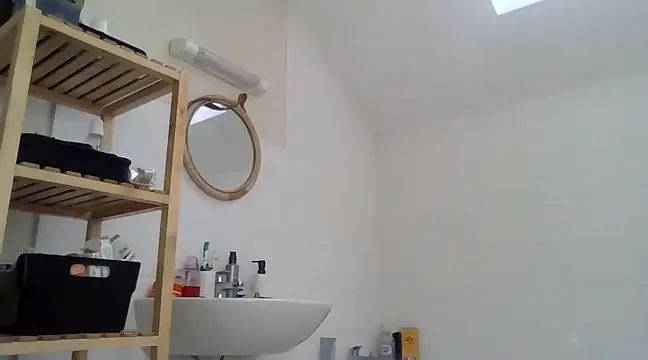 Zer oki online show from March 2025 10:54:02 AM