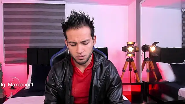 Max Conor1 online show from March 2025 11:14:02 AM