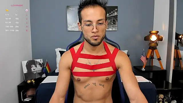 Max Conor1 online show from July 2026 09:55:01 PM
