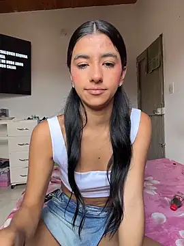 eva roseee online show from April 2026 04:02:02 PM