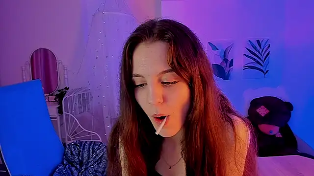 Snapshot of MilaStoyne chatting on March 2025 12:33:02 PM MilaStoyne online show from March 2025 12:33:02 PM