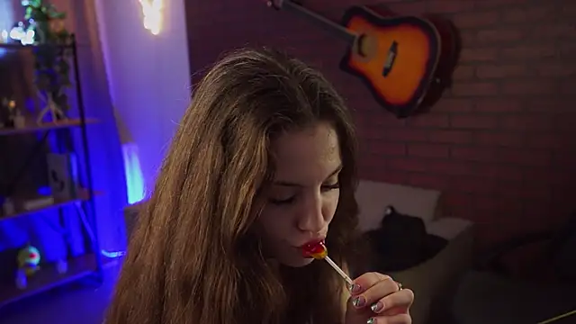 Snapshot of MilaStoyne chatting on March 2025 08:42:01 AM MilaStoyne online show from March 2025 08:42:01 AM