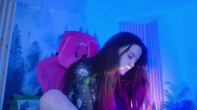 Snapshot of MilaStoyne chatting on January 2026 06:07:02 AM MilaStoyne online show from January 2026 06:07:02 AM