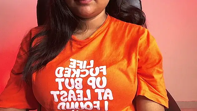 Snapshot of Kannu- chatting on October 2025 05:05:01 AM Kannu- online show from October 2025 05:05:01 AM