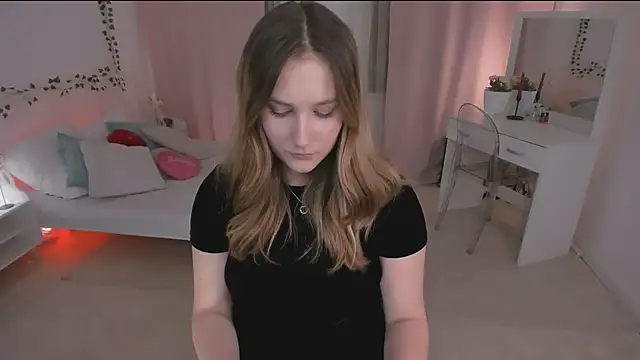 MaryWaddell online show from February 2025 01:59:01 PM