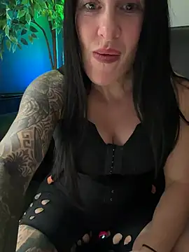 Snapshot of goddess-harper chatting on July 2026 08:18:02 AM goddess-harper online show from July 2026 08:18:02 AM