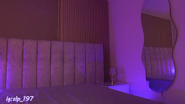 sara lopee1 online show from March 2026 12:00:02 PM