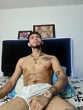 Niick01  online show from February 2025 04:59:01 PM