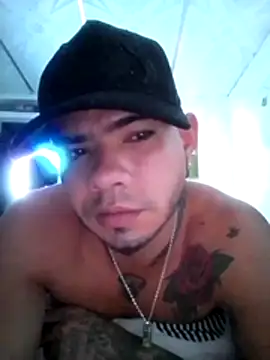 Niick01  online show from April 2026 04:40:01 AM