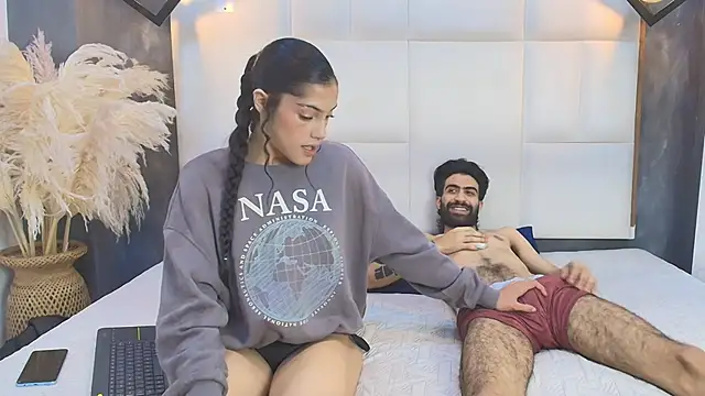 Arah issaa online show from November 2025 10:34:02 PM