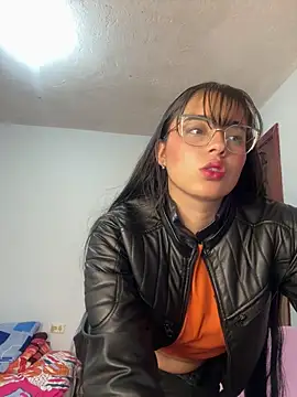 Snapshot of megan_cl chatting on March 2025 11:04:02 PM megan cl online show from March 2025 11:04:02 PM