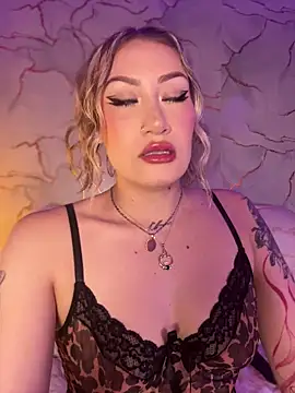 Snapshot of Lally_Valencia__ chatting on January 2026 10:19:01 AM Lally Valencia online show from January 2026 10:19:01 AM