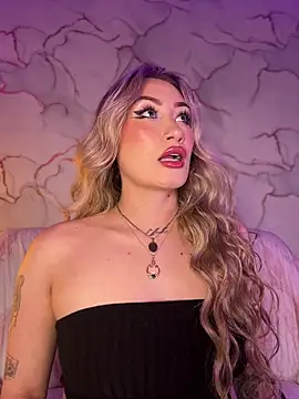 Snapshot of Lally_Valencia__ chatting on February 2026 05:11:02 AM Lally Valencia online show from February 2026 05:11:02 AM