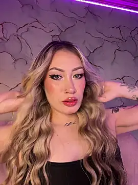 Snapshot of Lally_Valencia__ chatting on February 2026 08:43:02 AM Lally Valencia online show from February 2026 08:43:02 AM