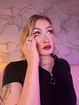 Snapshot of Lally_Valencia__ chatting on February 2026 09:27:02 AM Lally Valencia online show from February 2026 09:27:02 AM