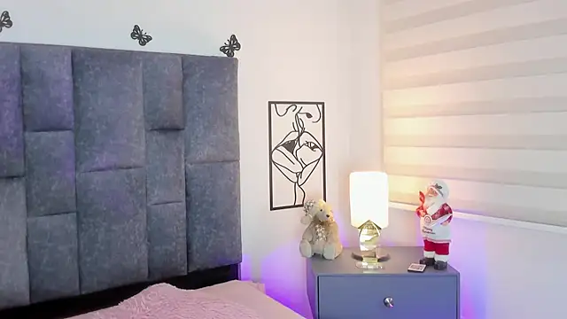 Violetta Ficher online show from December 2025 02:40:02 AM