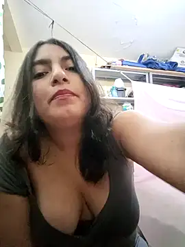 kyeporno online show from October 2025 07:20:01 PM