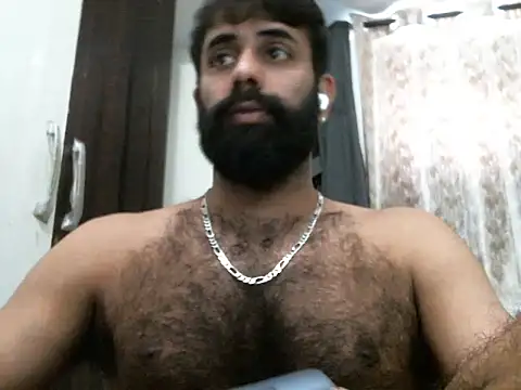 Snapshot of indianhairybull chatting on February 2026 05:11:02 AM indianhairybull online show from February 2026 05:11:02 AM