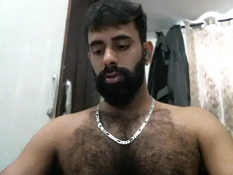 Snapshot of indianhairybull chatting on February 2026 04:35:01 AM indianhairybull online show from February 2026 04:35:01 AM